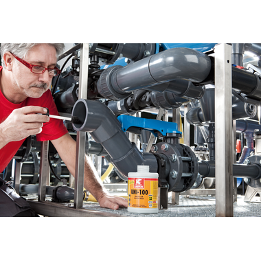 Клей для ПВХ UNI-100 (бутылка с кисточкой) 0,5 л GRIFFON (Копировать) — изображение 2